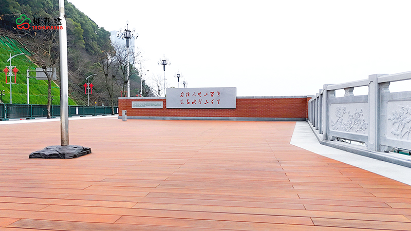 恰同学少年广场